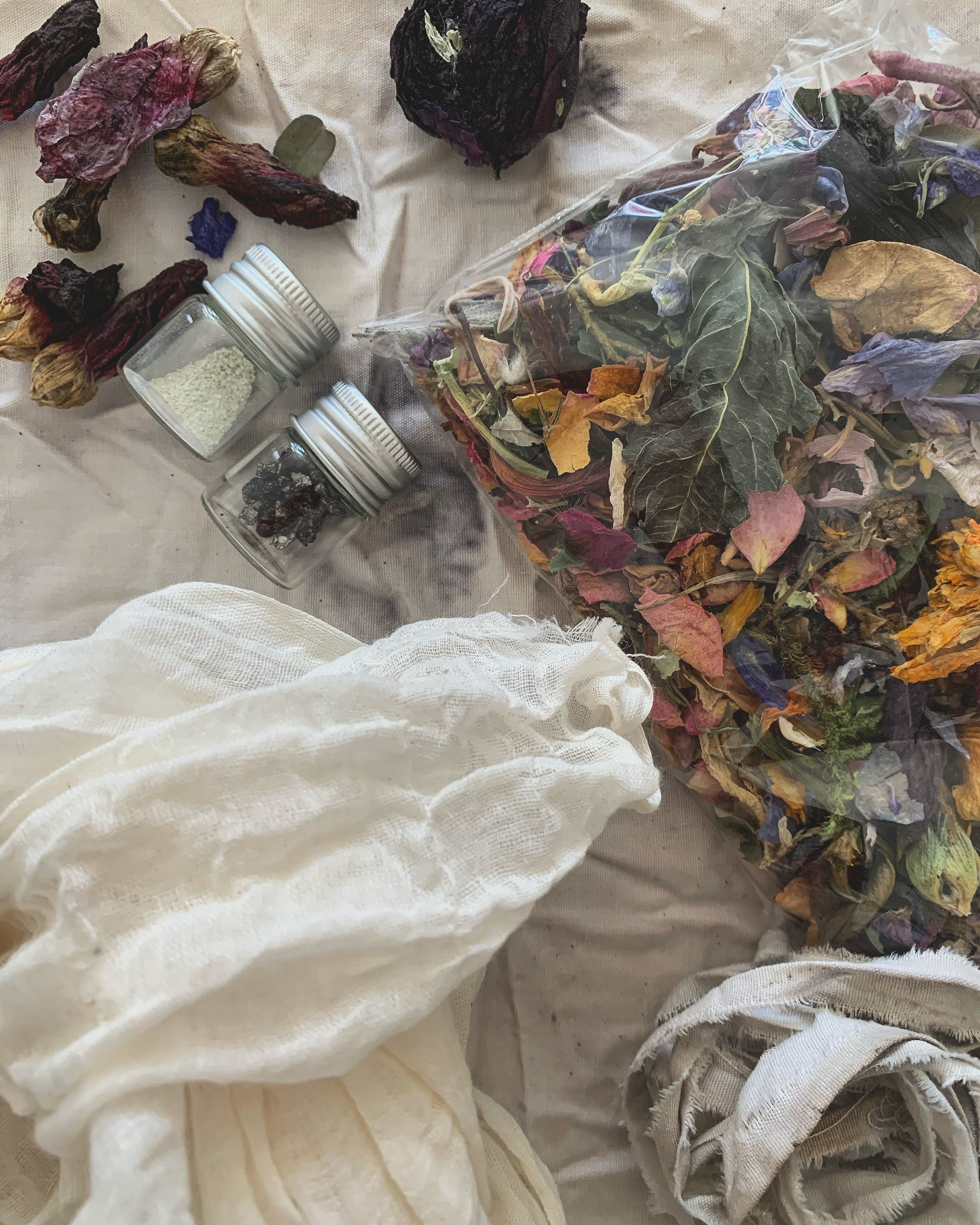 Floral Bundle Dye Kit